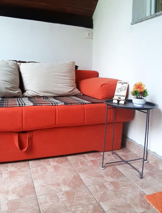 Apartman Nino Tounj Zewnętrze zdjęcie