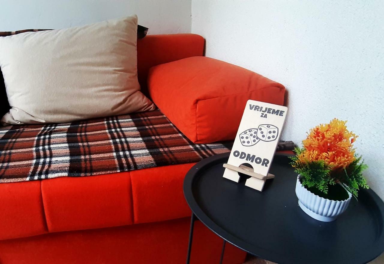 Apartman Nino Tounj Zewnętrze zdjęcie