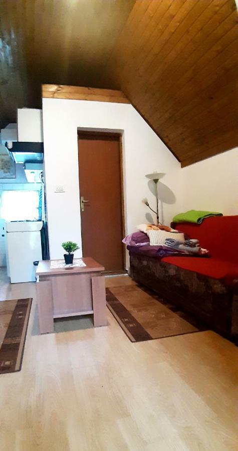 Apartman Nino Tounj Zewnętrze zdjęcie