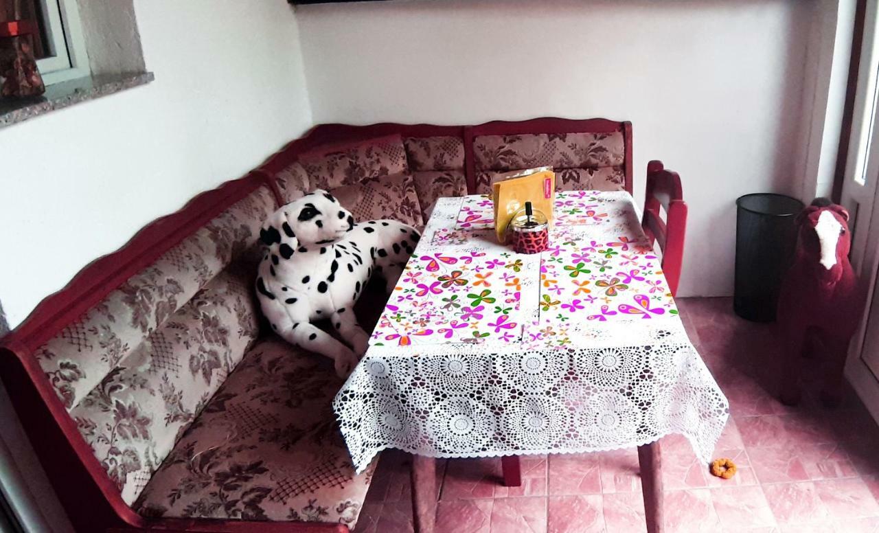 Apartman Nino Tounj Zewnętrze zdjęcie